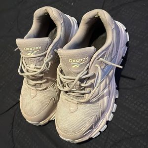 Reebok womens ** steel toe shoe